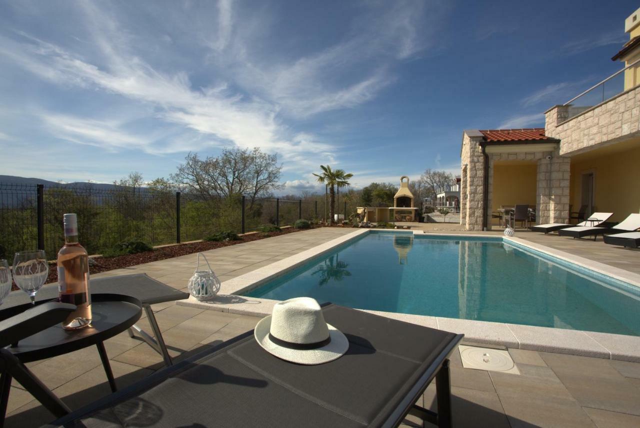 Luxury Villa Lidija Brzac Екстер'єр фото