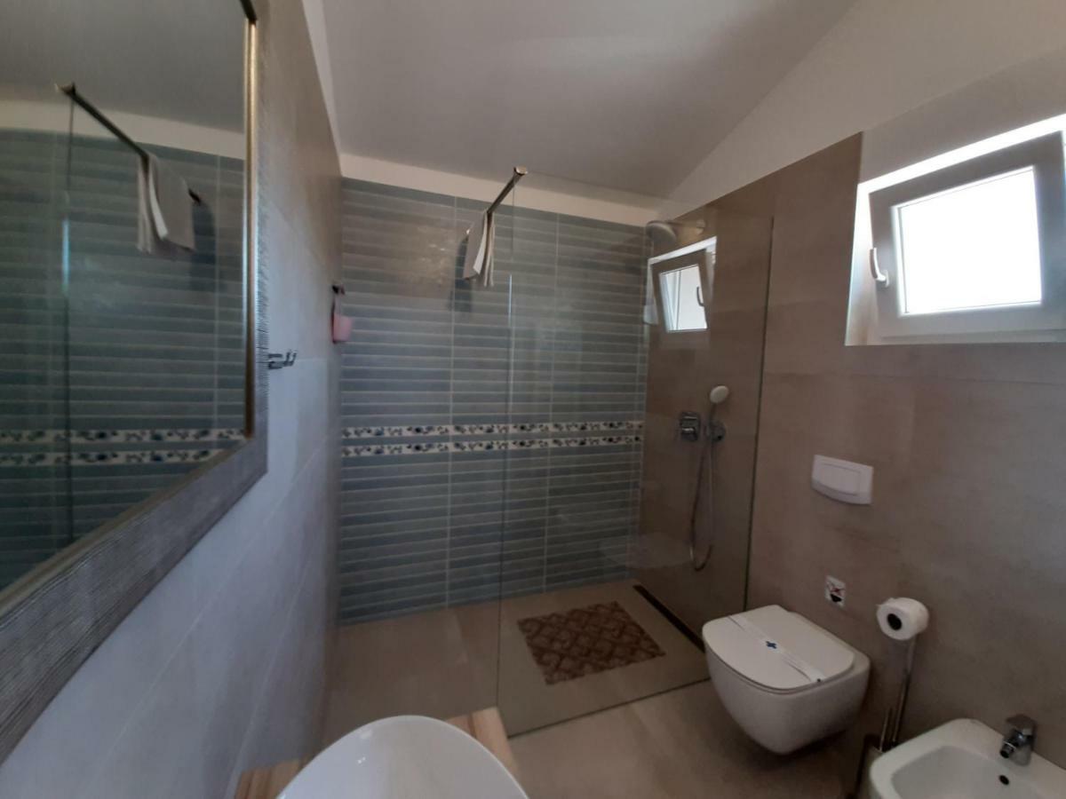 Luxury Villa Lidija Brzac Екстер'єр фото